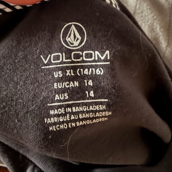 Volcom Tees - Picture 3 of 3